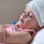 cocuklarda_gecmeyen_ates